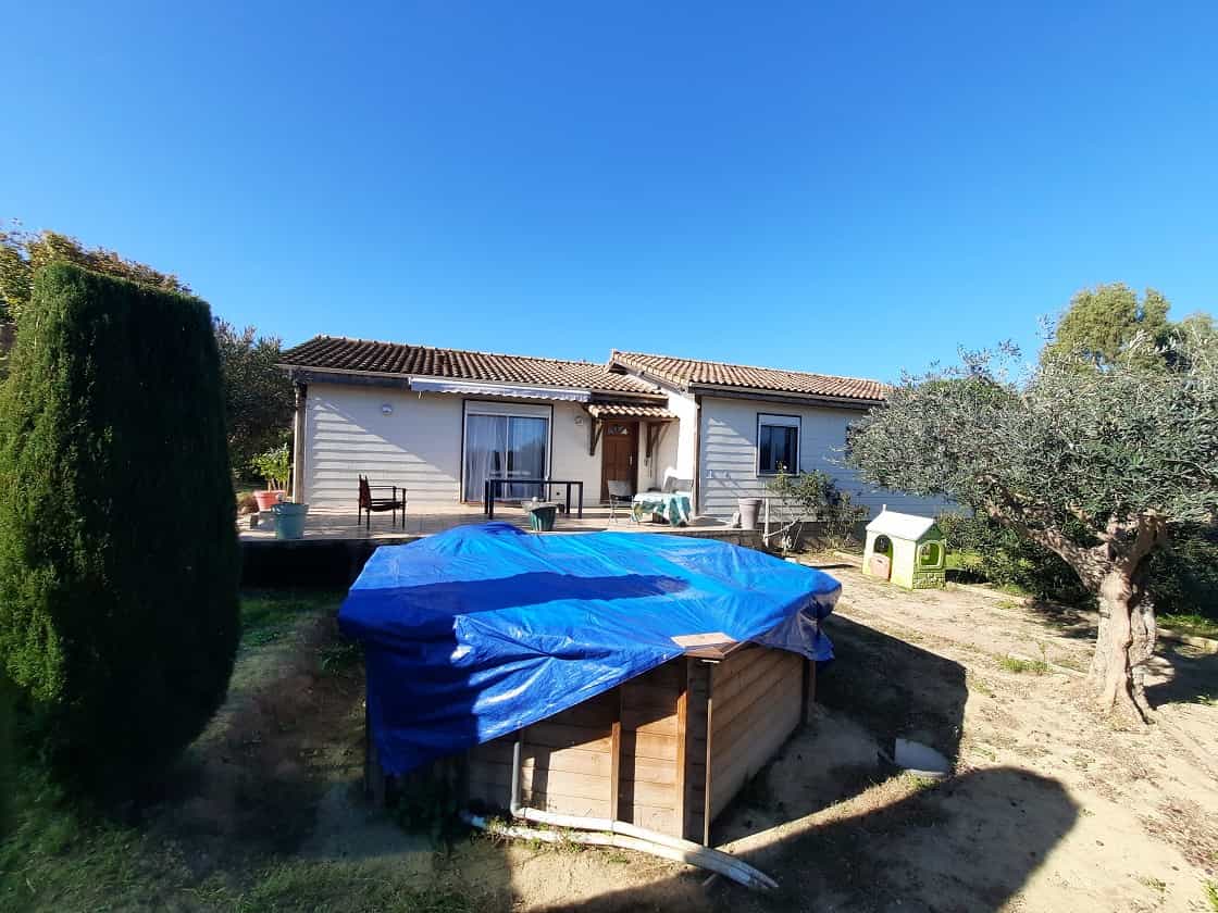 بيت في Puissalicon, Occitanie 11128622
