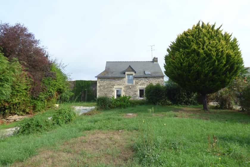 жилой дом в Saint-Martin, Brittany 11128625