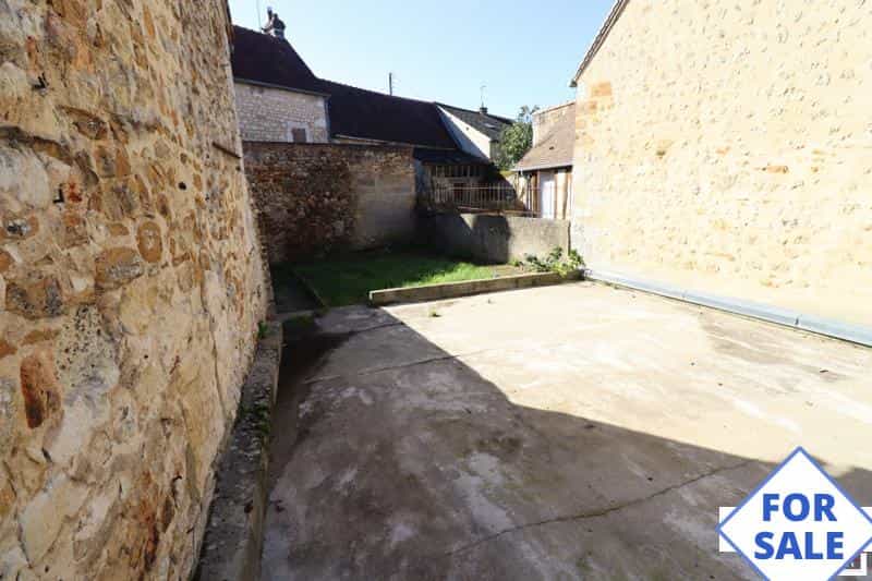 Dom w Mortagne-au-Perche, Normandia 11128871