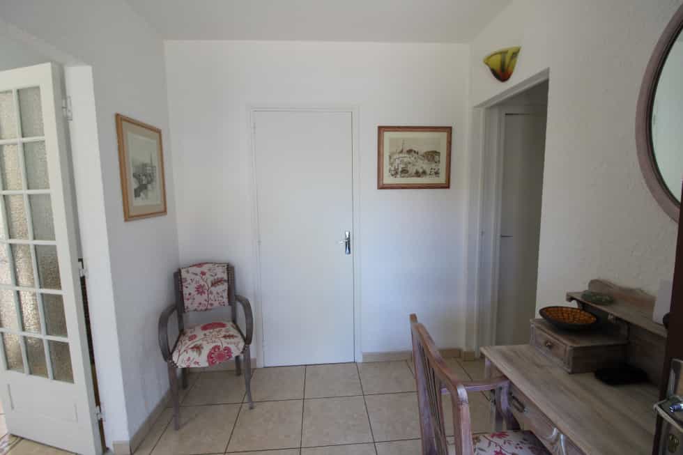 Rumah di Limoux, Occitanie 11129014