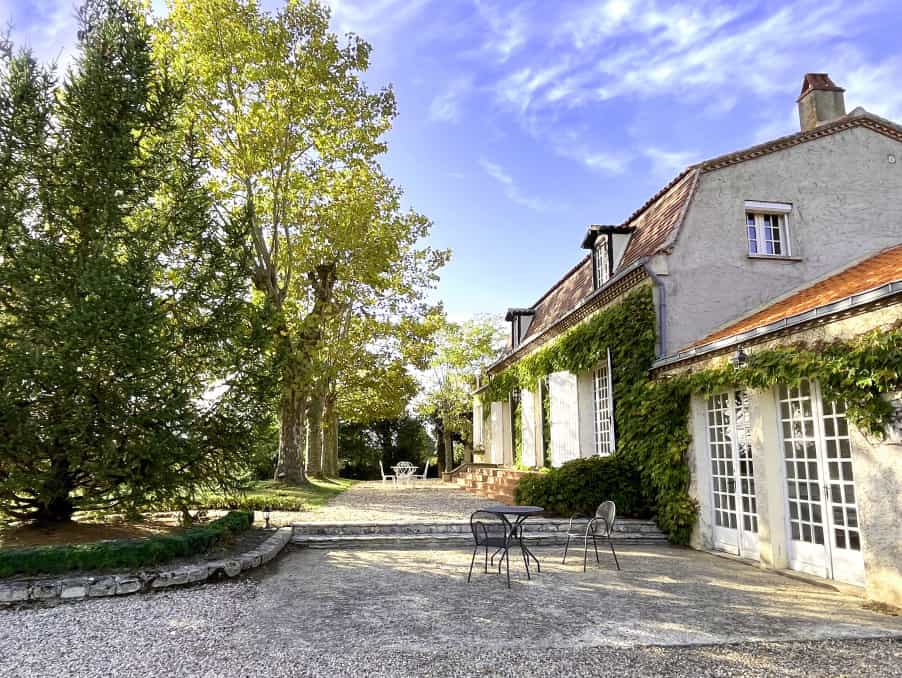 Huis in Lembras, Nouvelle-Aquitaine 11129217
