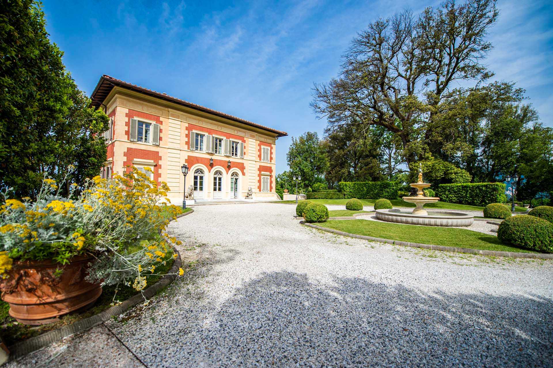 House in Pietrasanta, Tuscany 11129609