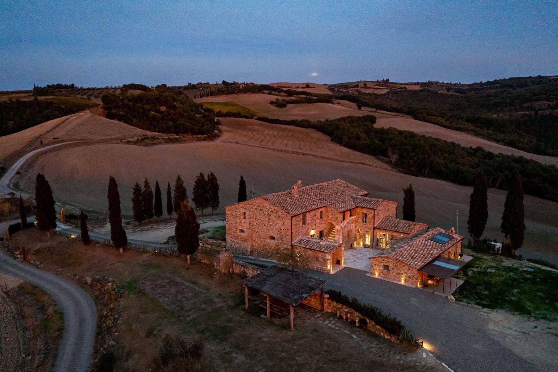 House in San Quirico d'Orcia, Tuscany 11129633