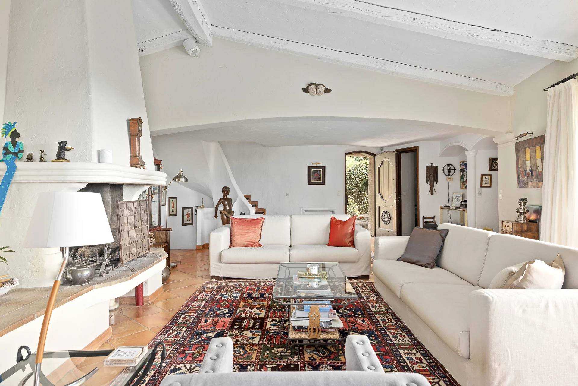 Rumah di Saint-Paul-de-Vence, Provence-Alpes-Cote d'Azur 11129723