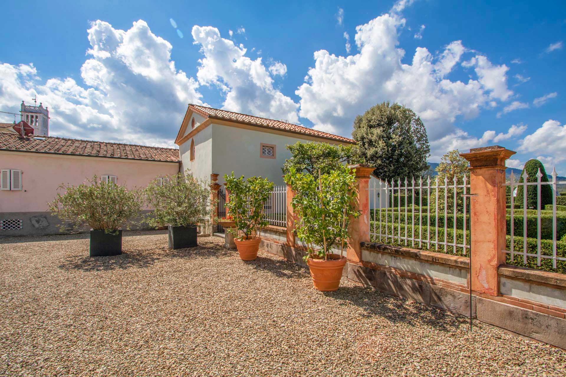 House in Lucca, Toscana 11129744