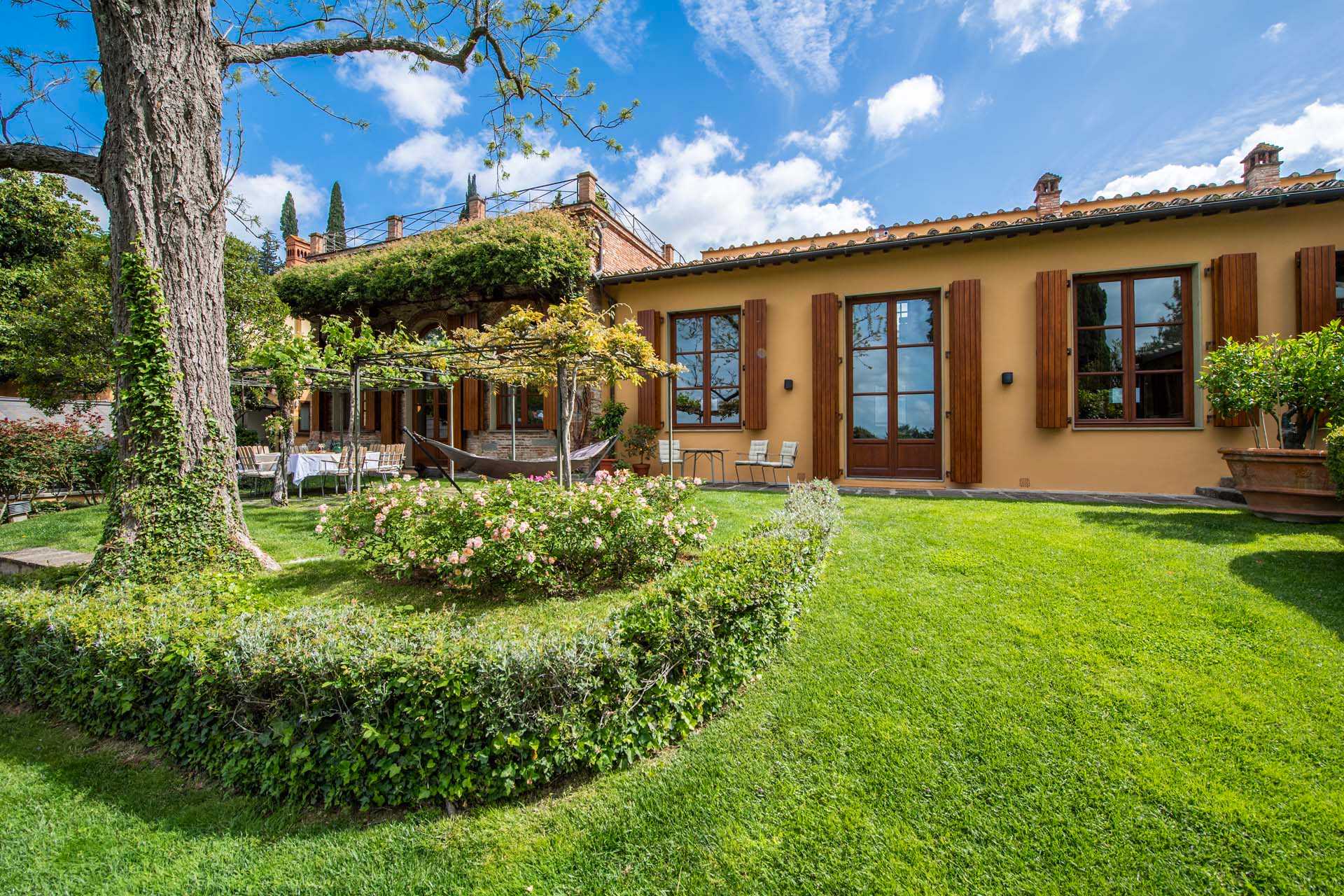 Dom w Fiesole, Toscana 11129807