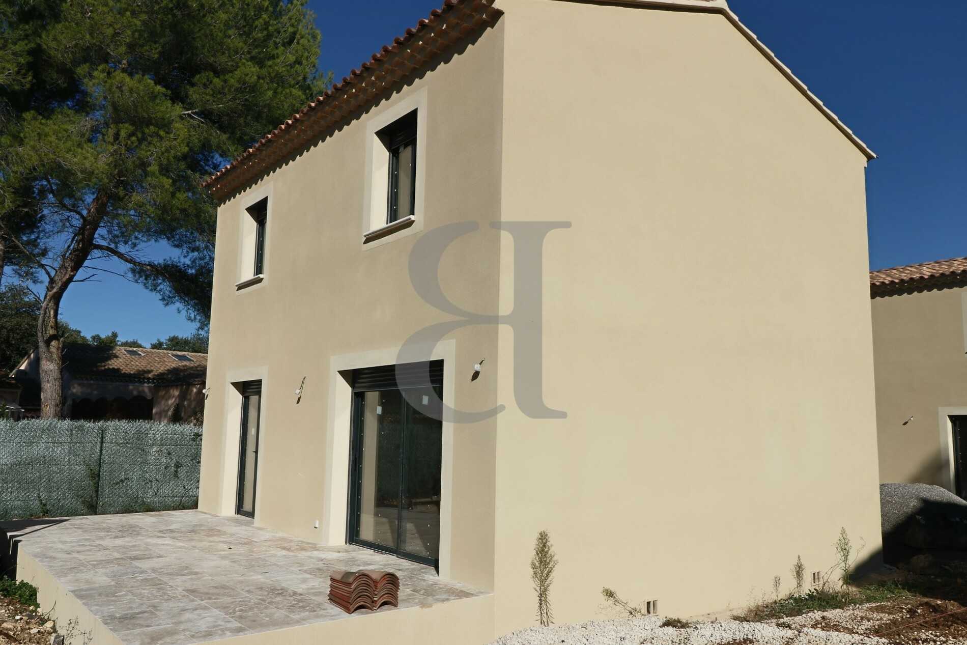 Rumah di Venasque, Provence-Alpes-Cote d'Azur 11129938