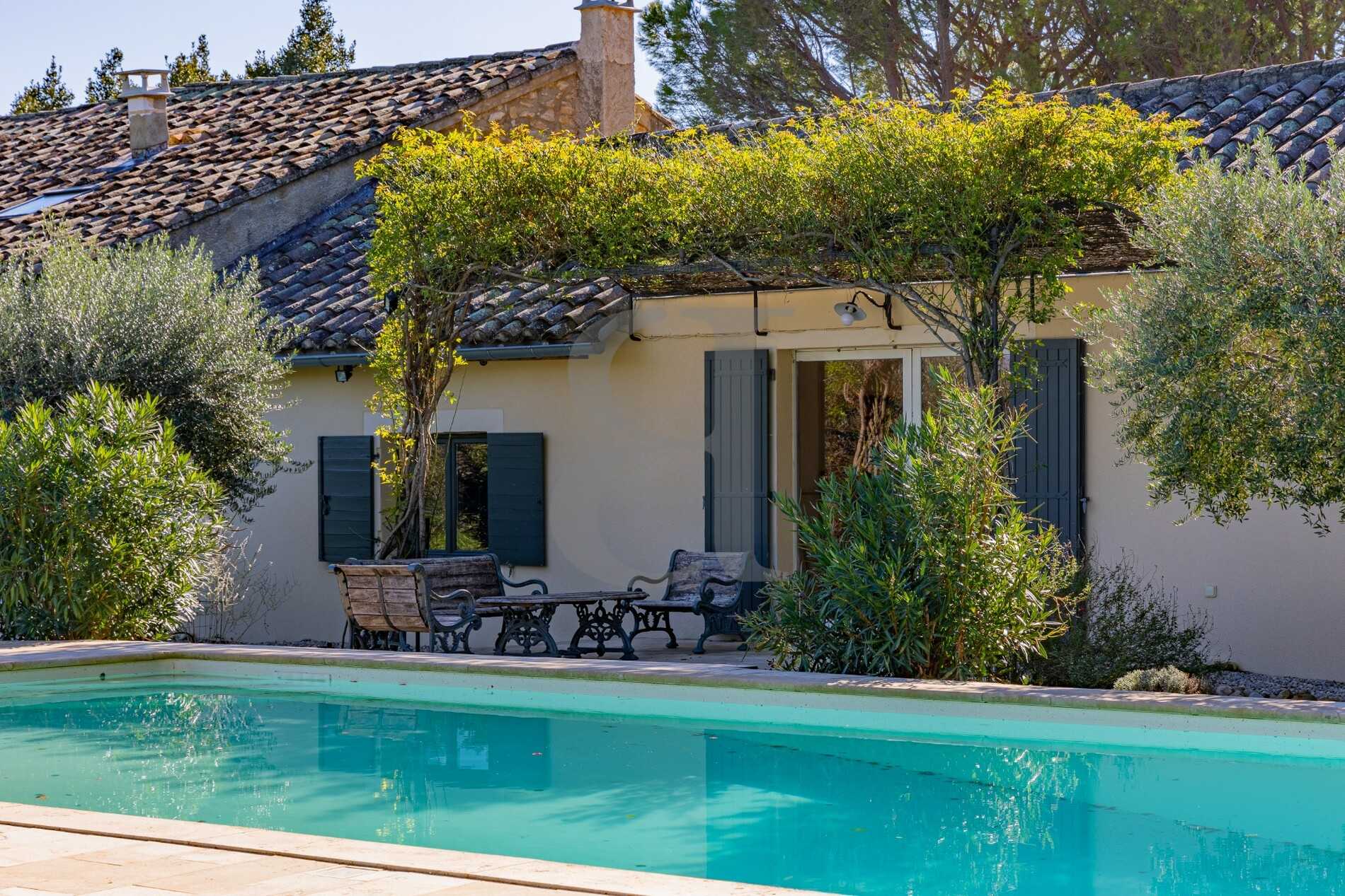 Haus im Vacqueyras, Provence-Alpes-Côte d'Azur 11130030