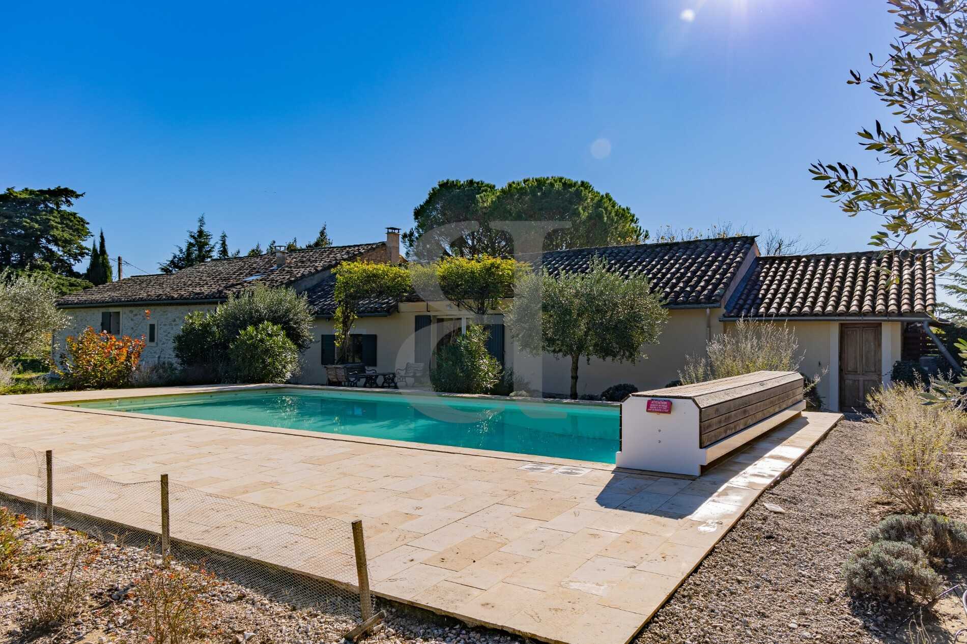 Hus i Vacqueyras, Provence-Alpes-Côte d'Azur 11130030