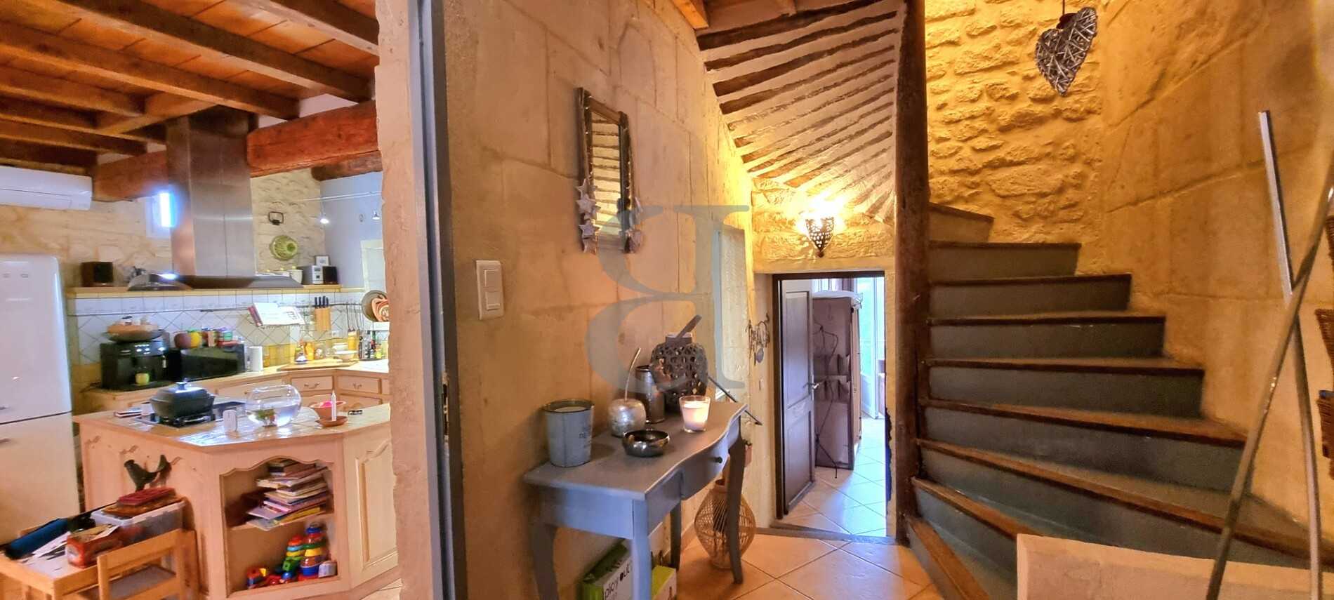 casa no Saint-Rémy-de-Provence, Provence-Alpes-Côte d'Azur 11130111