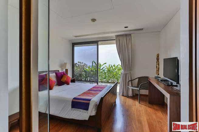 Condominium in Karon, Phuket 11130221