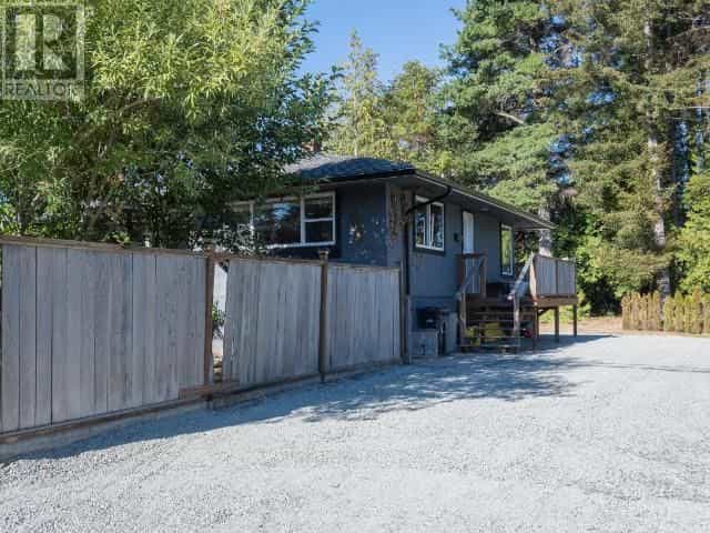 Hus i Powell River, British Columbia 11130706