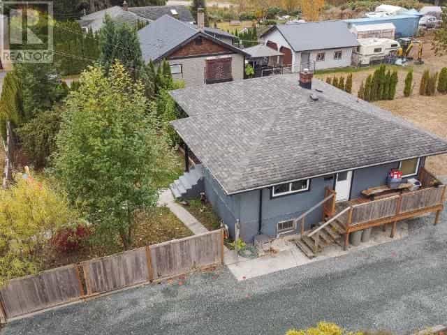 Talo sisään Powell River, British Columbia 11130706