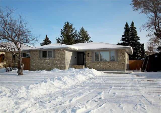 House in East Kildonan, Manitoba 11130739