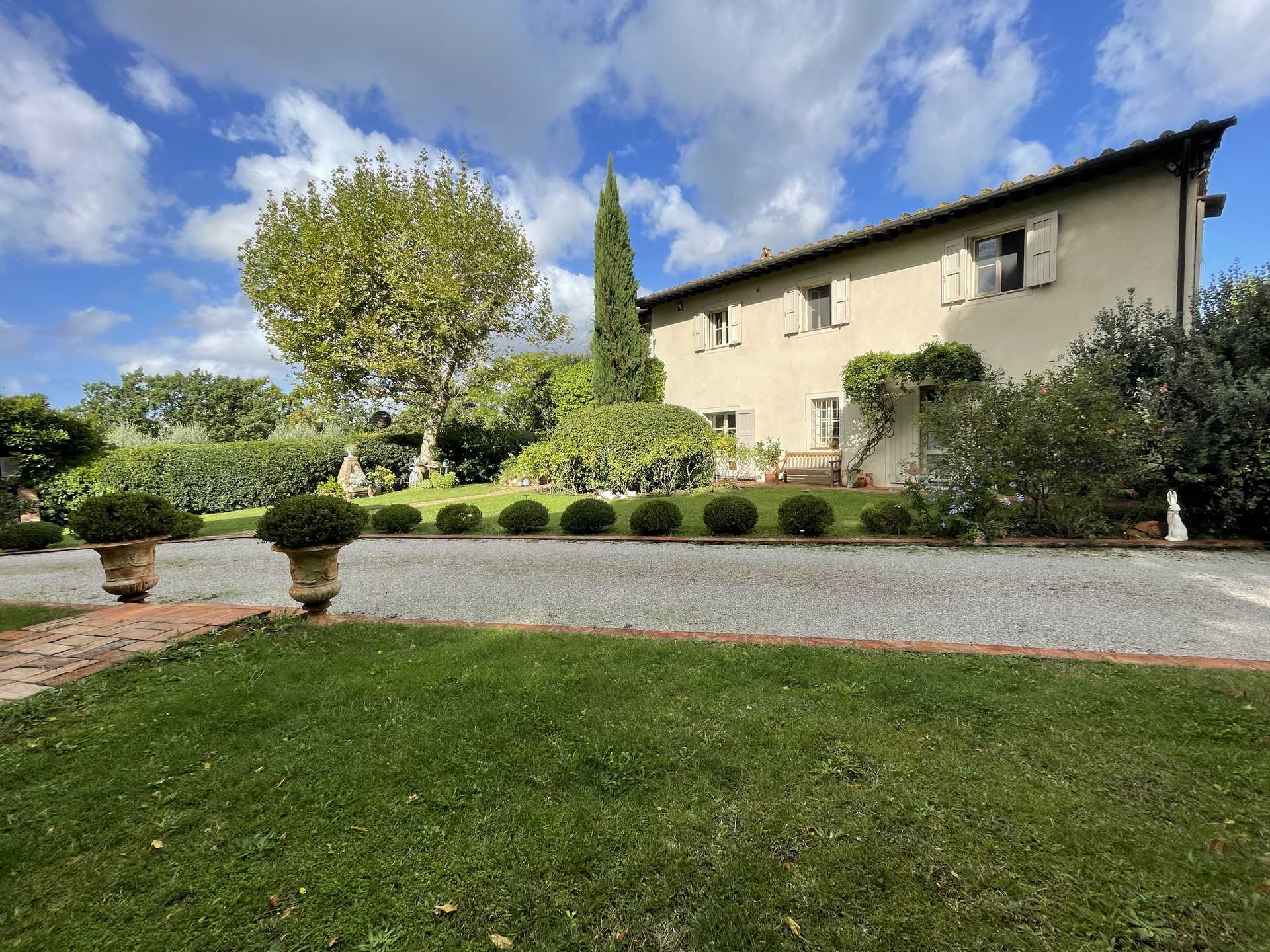 Talo sisään Montopoli Val d'Arnossa, Toscana 11130820