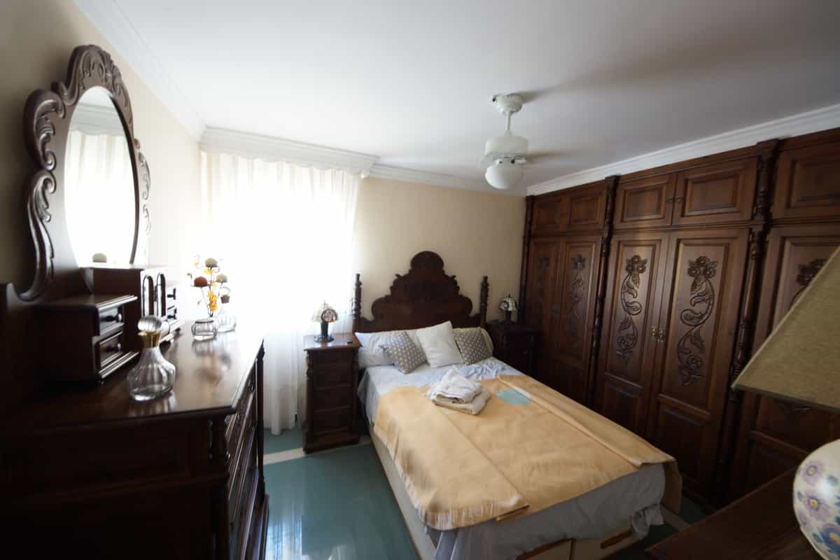 公寓 在 圣佩德罗·德·阿尔坎塔拉, 安达卢西亚 11130909