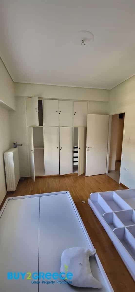 公寓 在 新普西奇科, 阿蒂基 11130992