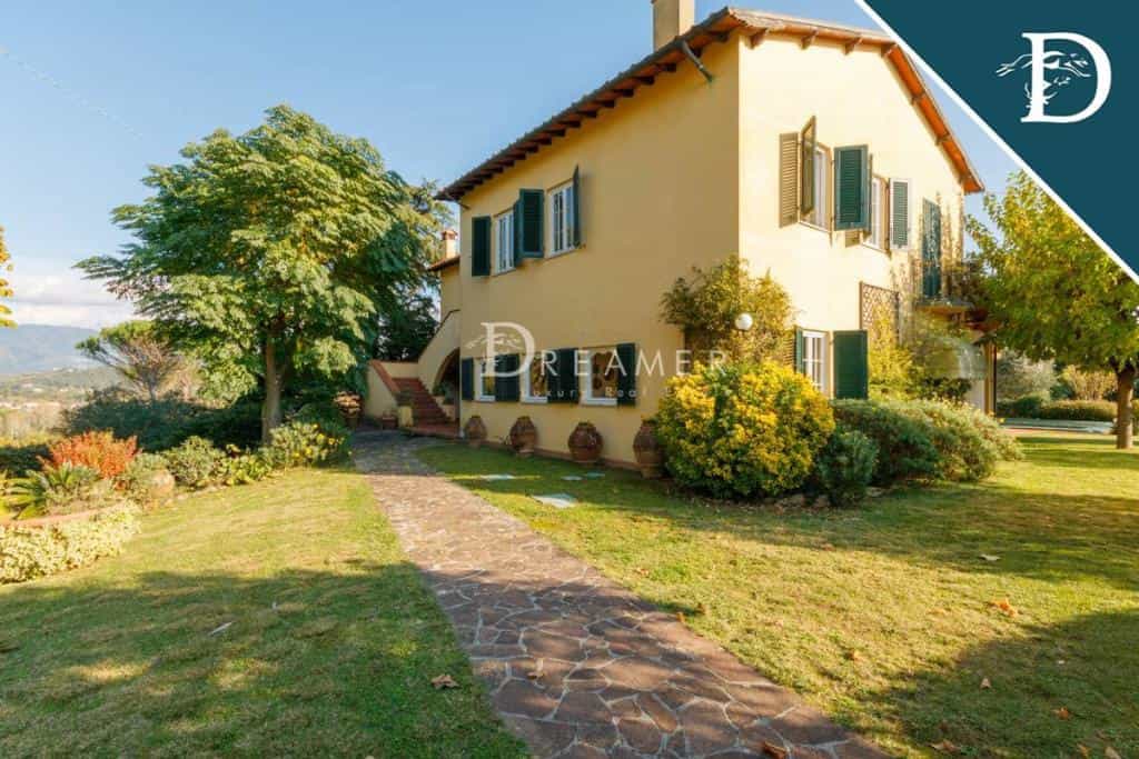 Hus i Lucca, Tuscany 11131183