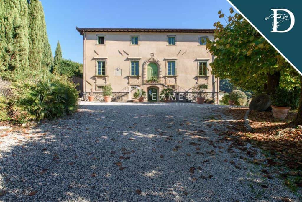 Huis in Lucca, Toscane 11131198