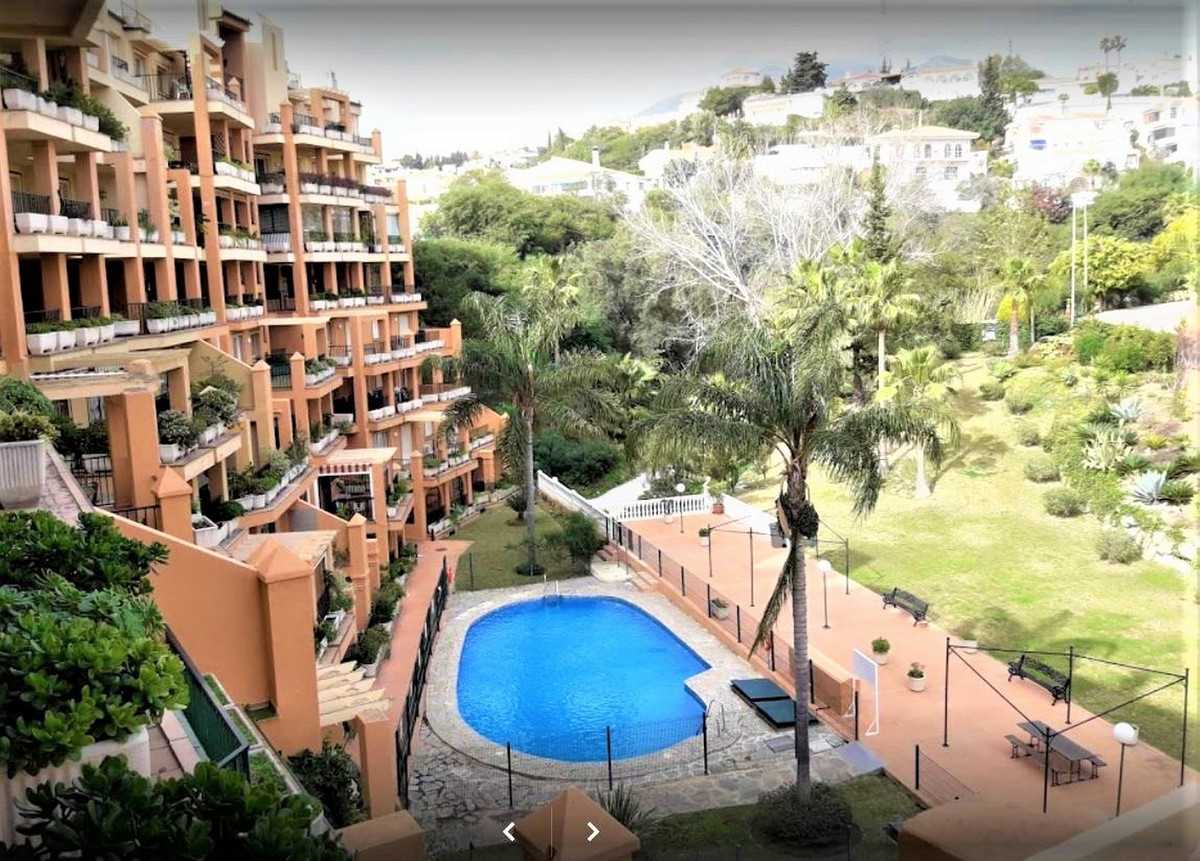 Condominium in Santa Fe de los Boliches, Andalusia 11131265