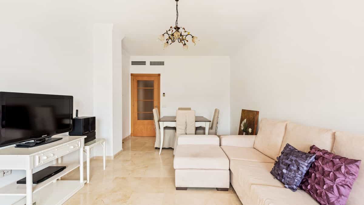 Condominium in Benalmádena, Andalucía 11131281