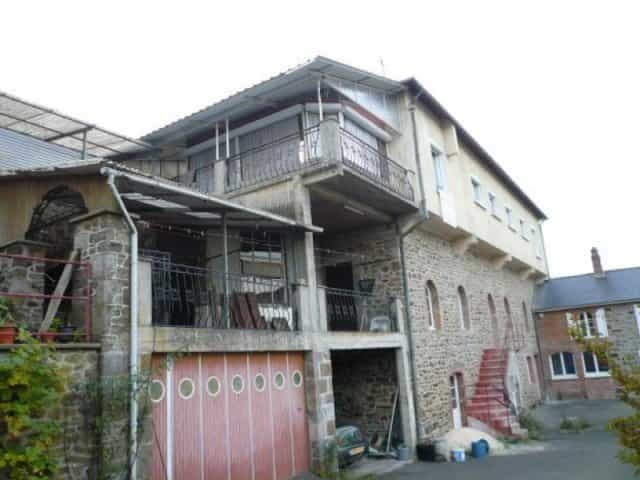 Rumah di Ambrieres-les-Vallees, Membayar de la Loire 11131463