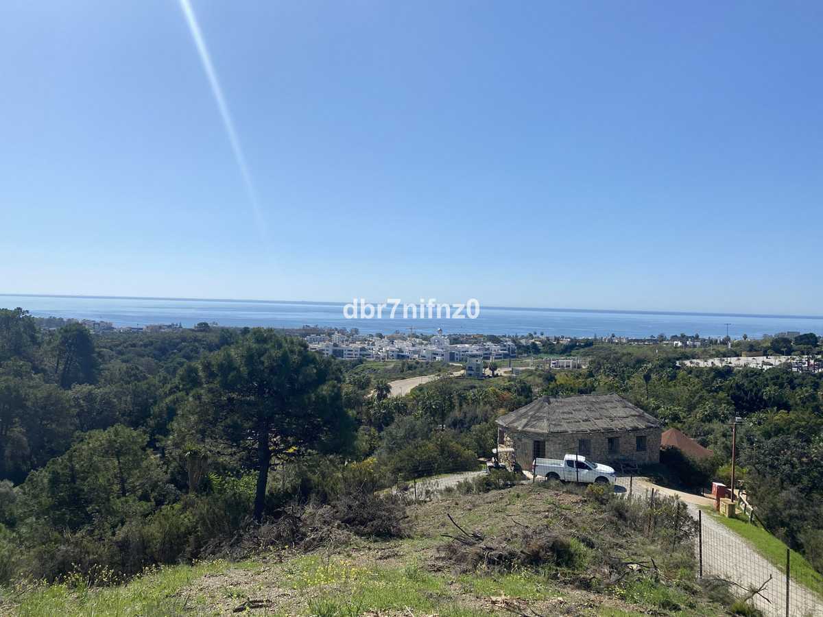 Land in Estepona, Andalusia 11131663