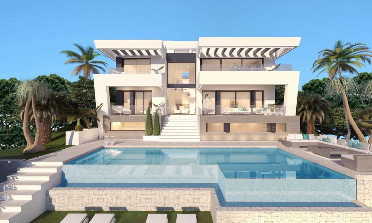 House in Fuengirola, Andalusia 11132637