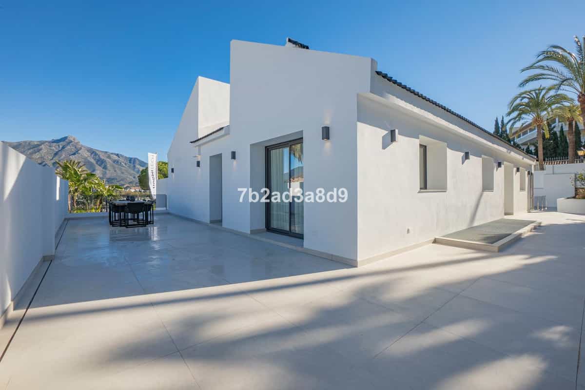 House in El Angel, Andalusia 11132839