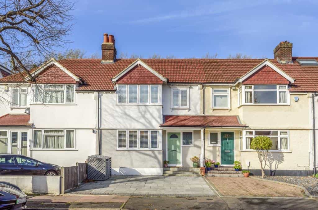 House in Elmers End, Bromley 11133680