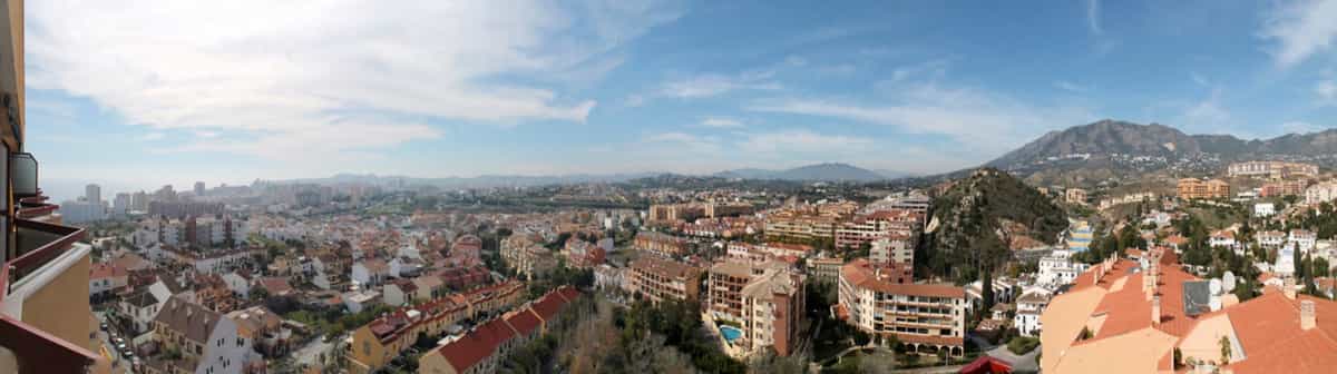 Condominium in Santa Fe de los Boliches, Andalusië 11133761