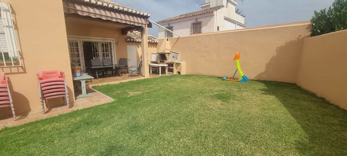 Huis in Fuengirola, Andalucía 11134259