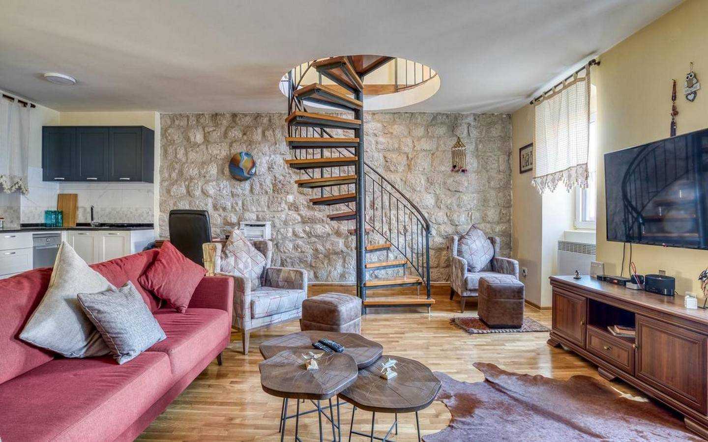 rumah dalam gornja lastva, Kotor Municipality 11134471