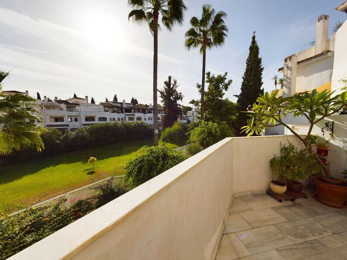 Condominium in Marbella, Andalucía 11134536