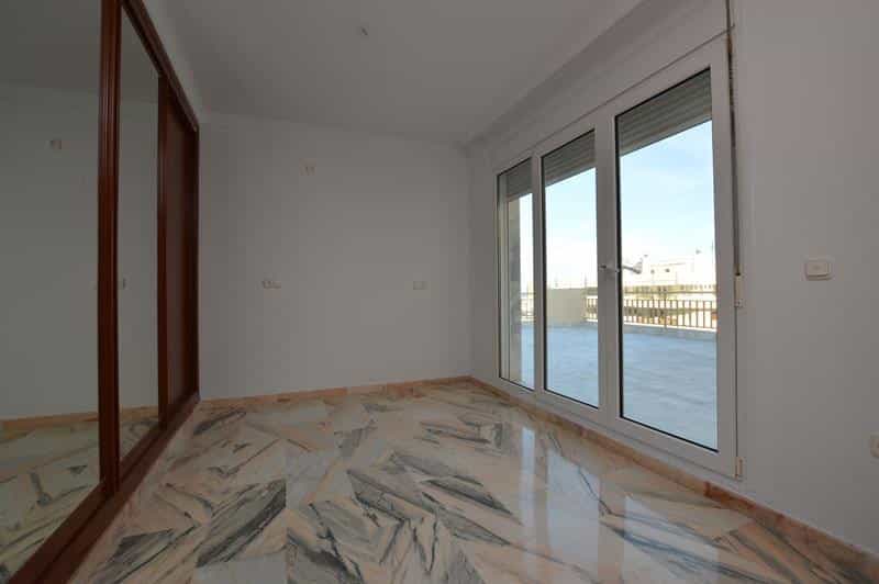 Condominium dans Fuengirola, Andalucía 11134990