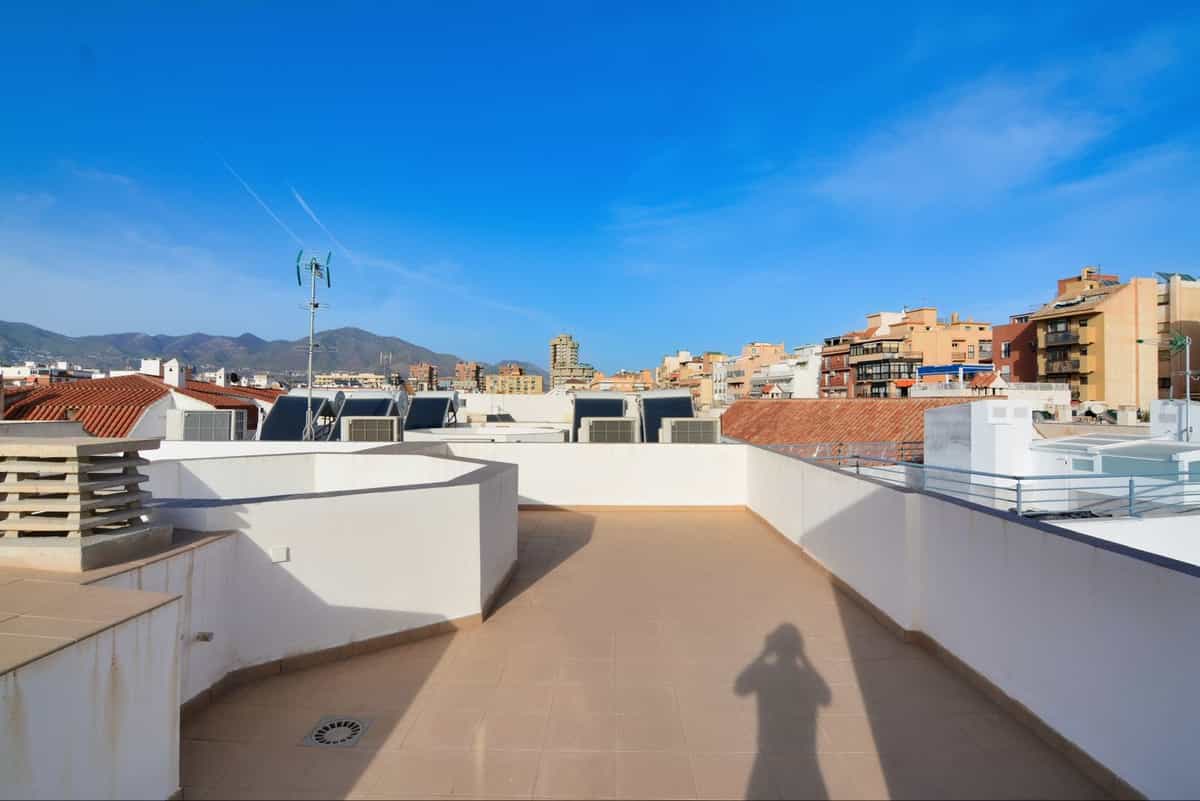 Condominium in Fuengirola, Andalucía 11135155