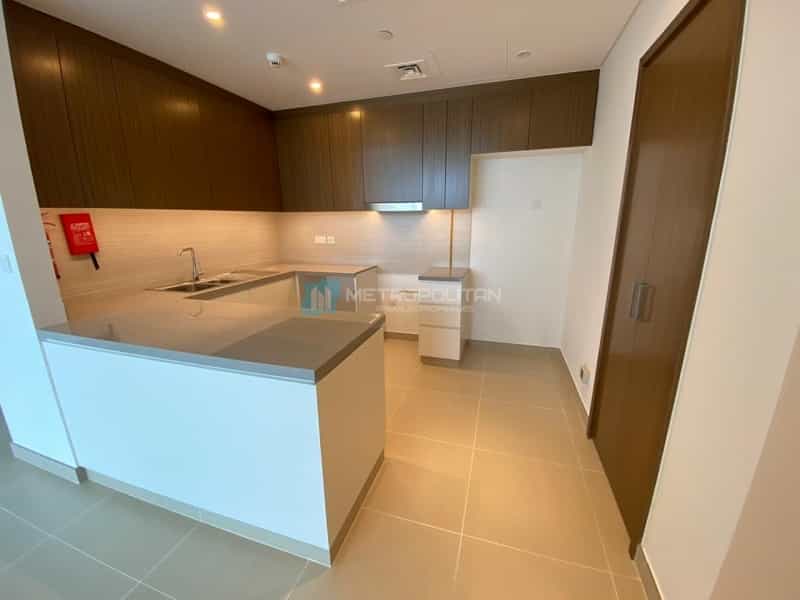 Condominium in Dubai, Dubayy 11135559