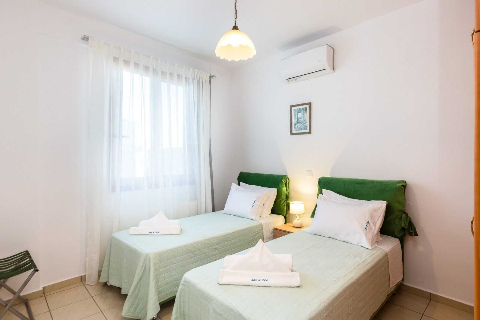公寓 在 Agios Antonios, Kriti 11136122