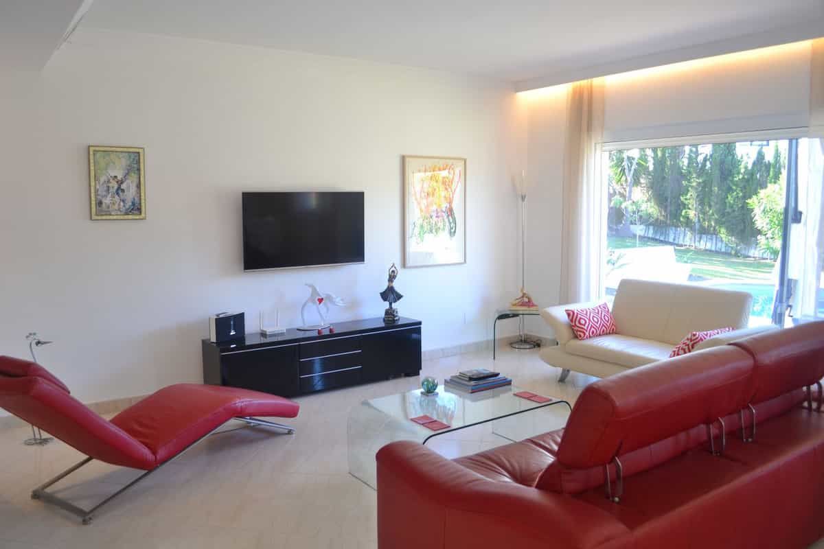 House in Marbella, Andalucía 11136208