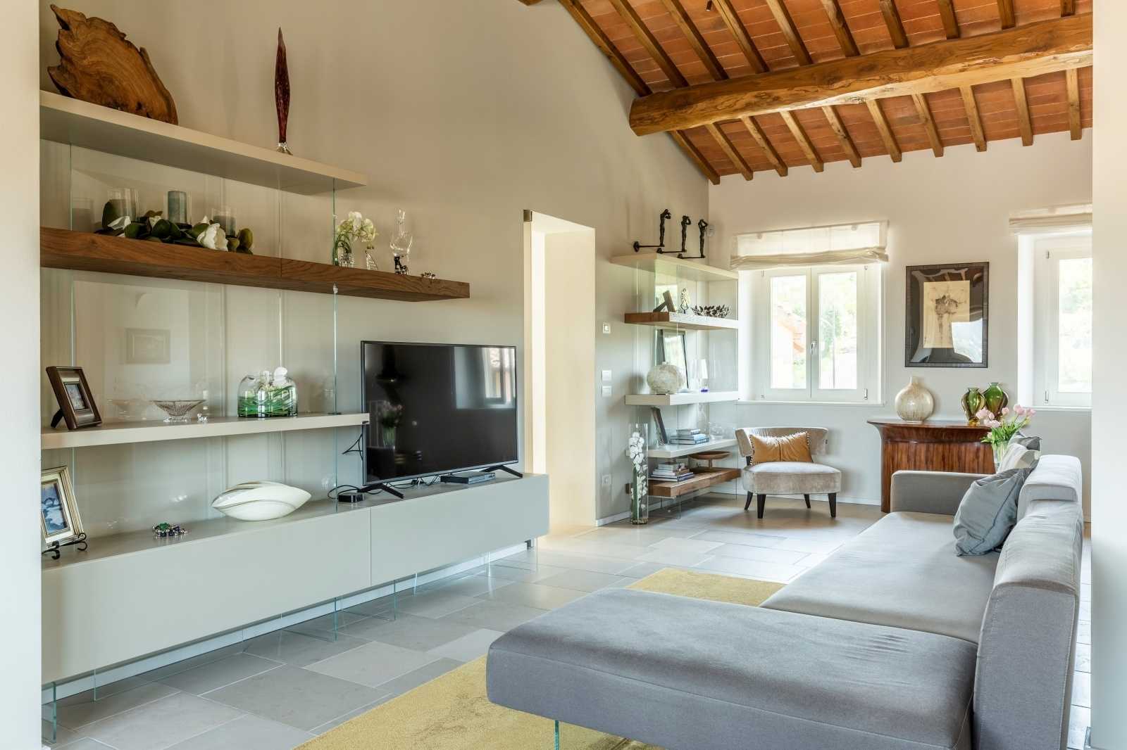 House in Florence, Tuscany 11136589