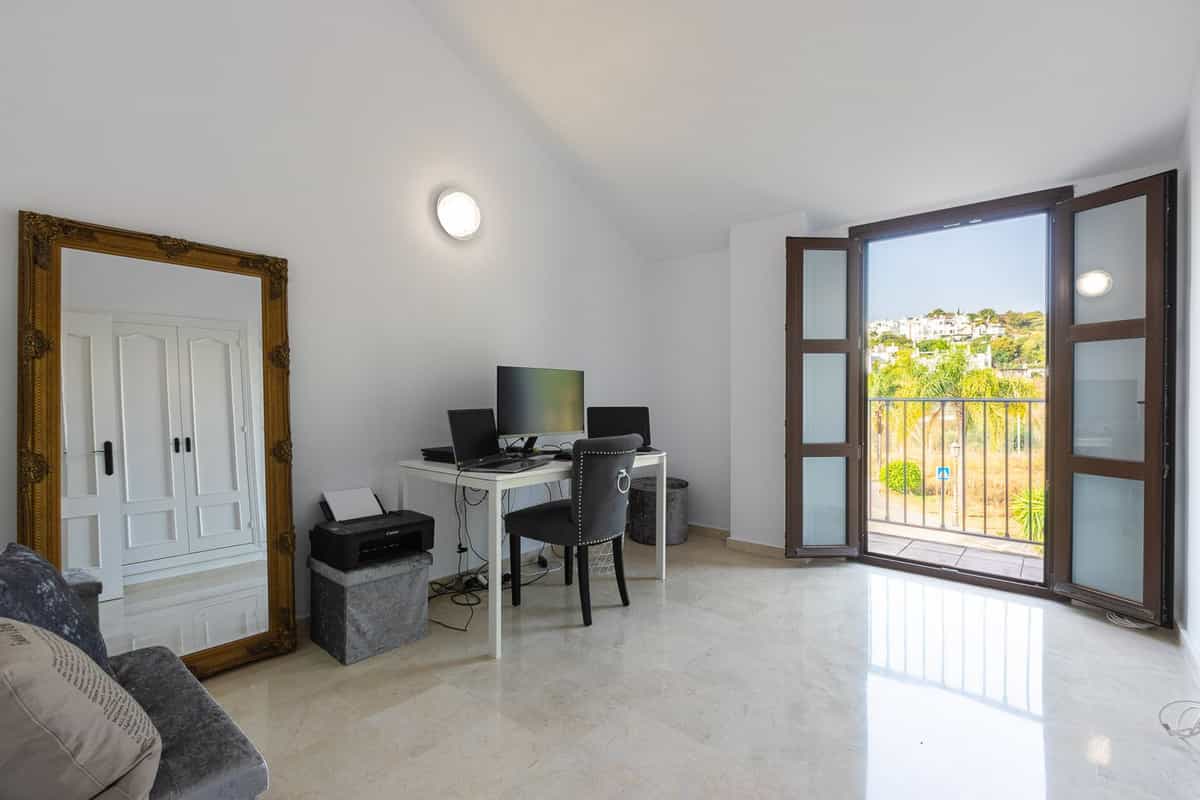 House in Marbella, Andalucía 11136592