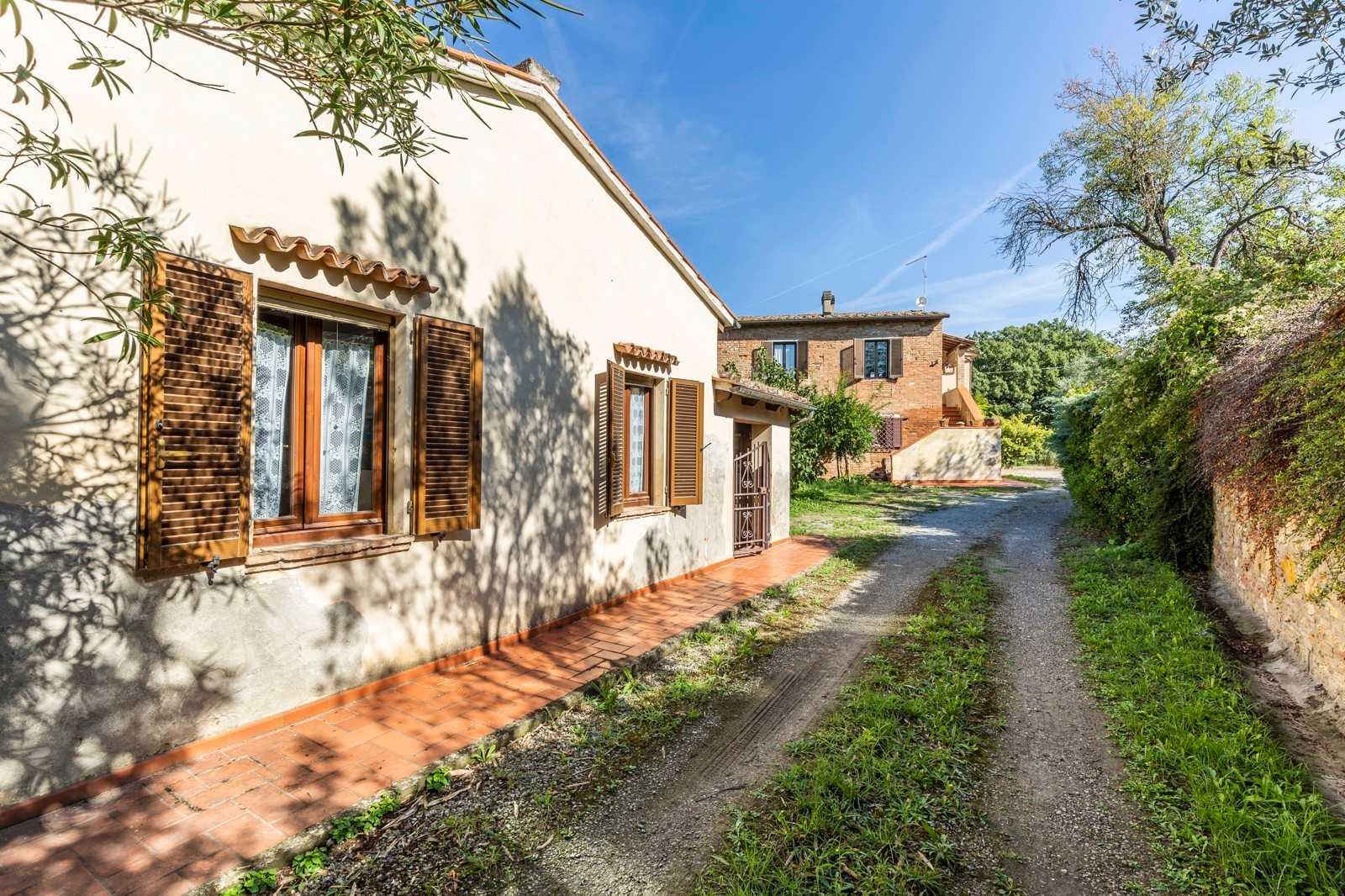 Dom w Chiusi, Tuscany 11136756