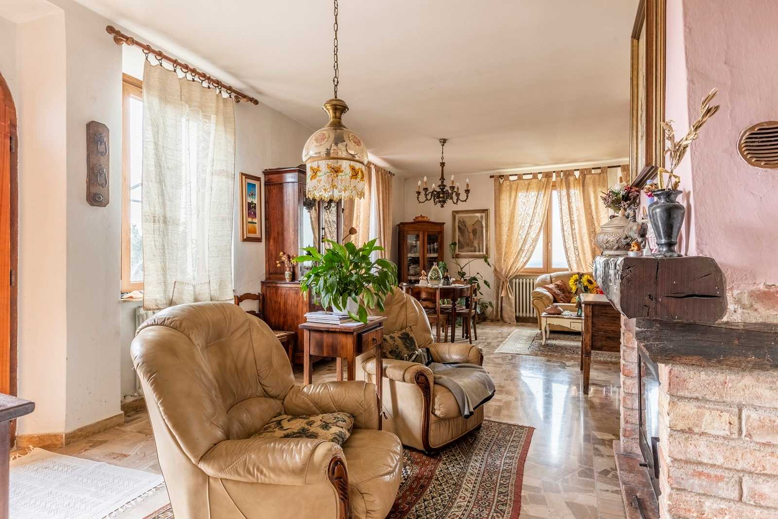 жилой дом в Кастильоне д'Орча, Тоскана 11136807