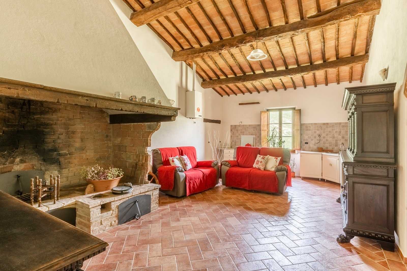 Huis in Asciano, Tuscany 11136811