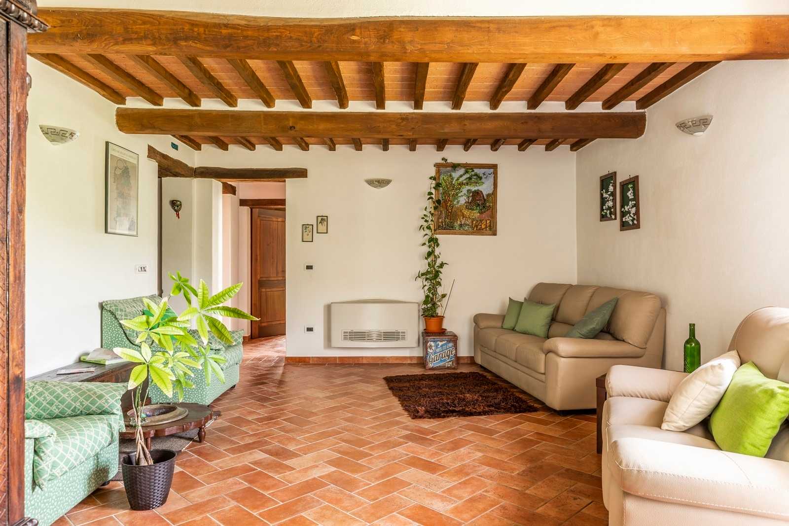 House in Asciano, Tuscany 11136811
