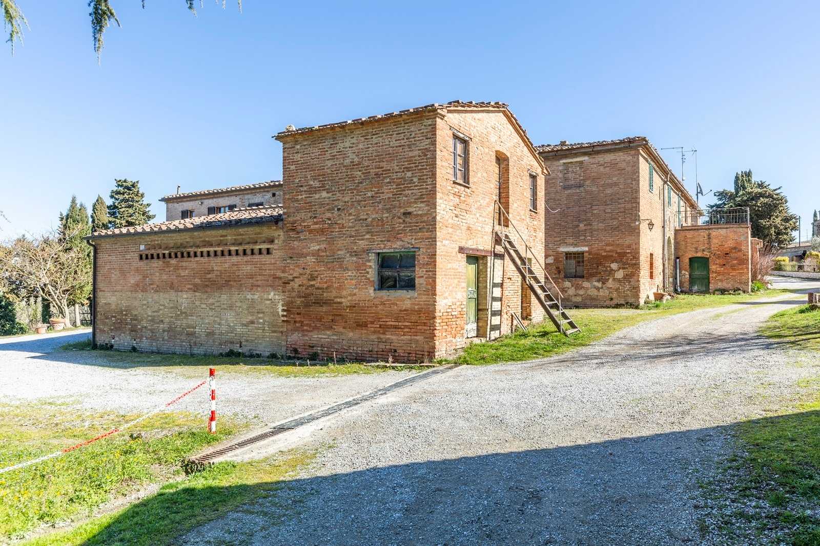 Huis in Chiusure, Toscana 11136815