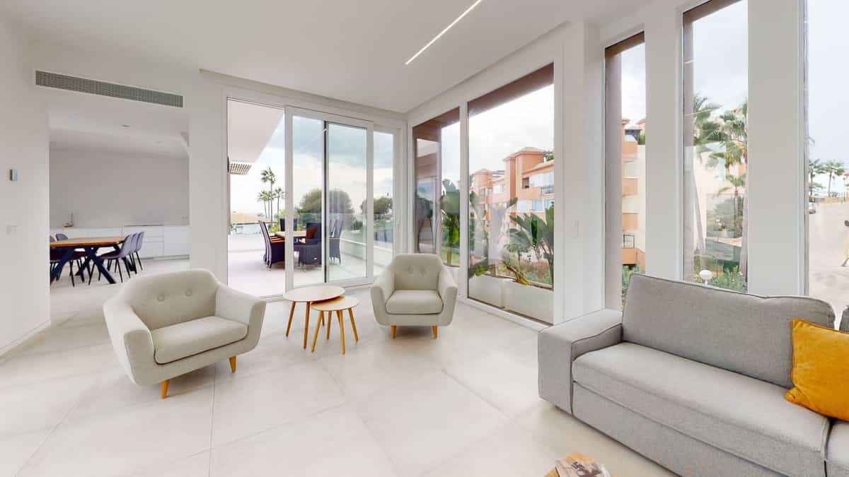 House in Urbanización Riviera Sol, Andalucía 11136830