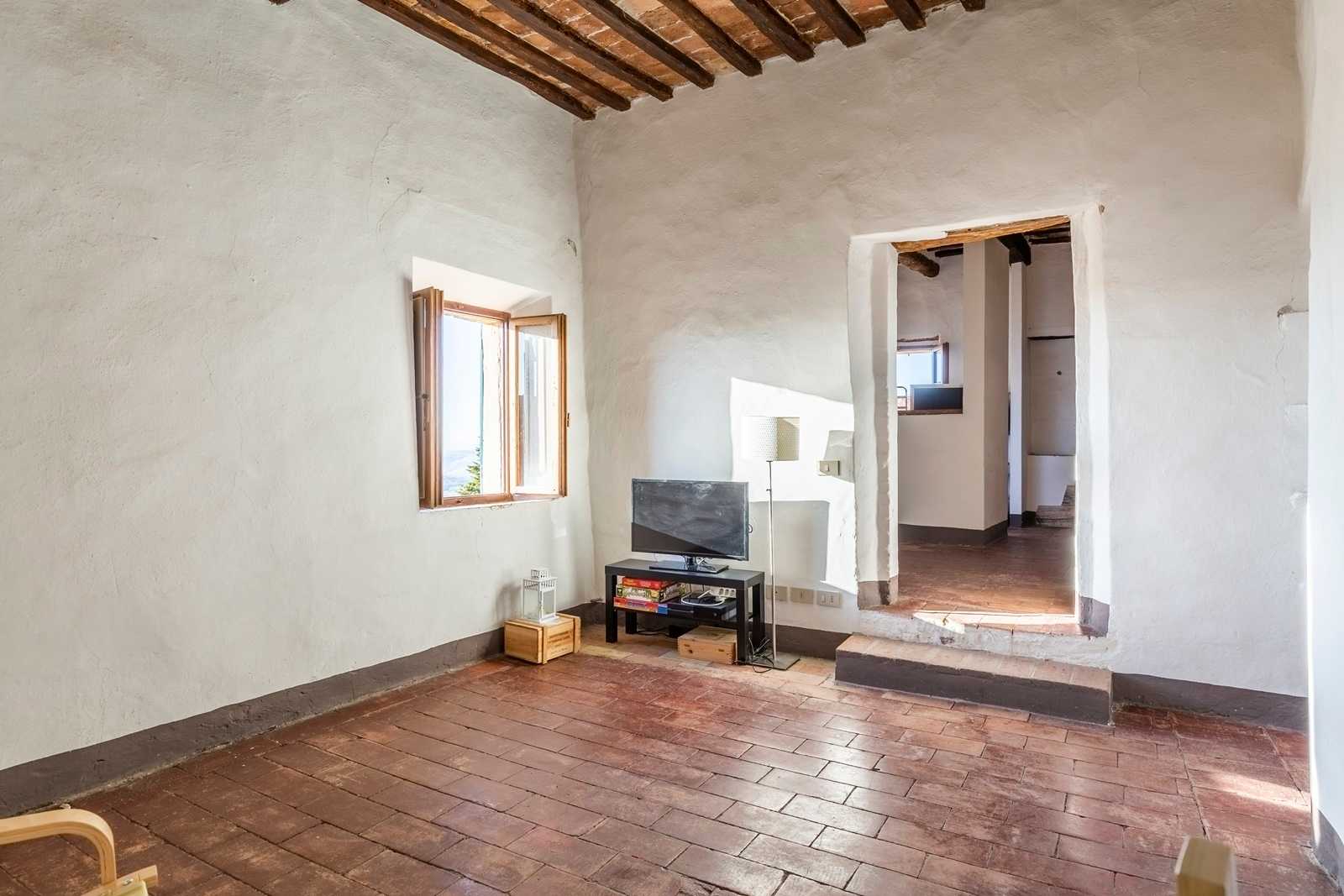 Condominium in San Quirico d'Orcia, Tuscany 11136958