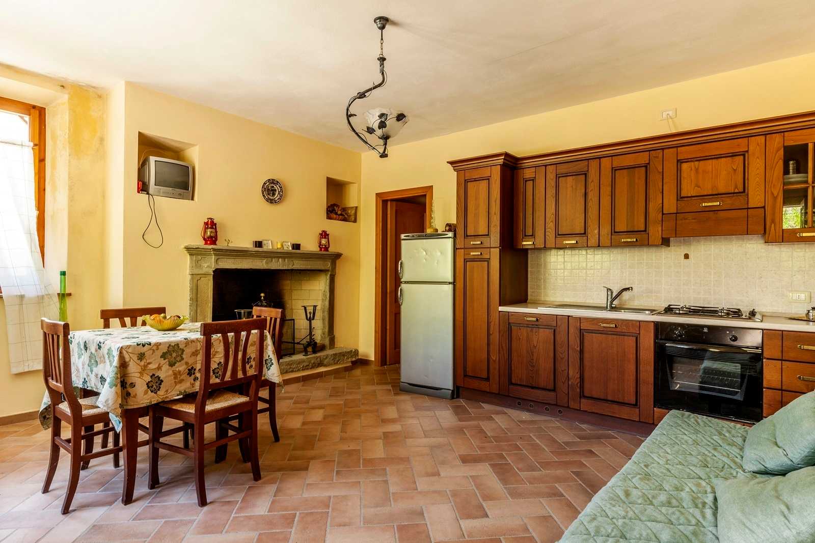 Rumah di Trequanda, Toskana 11137026