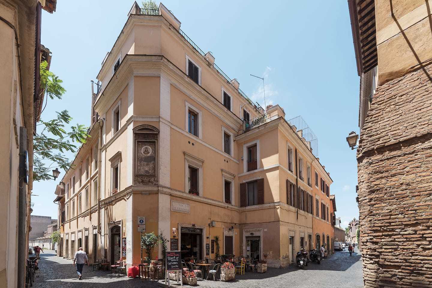 Condominium in Rome, Lazio 11137055